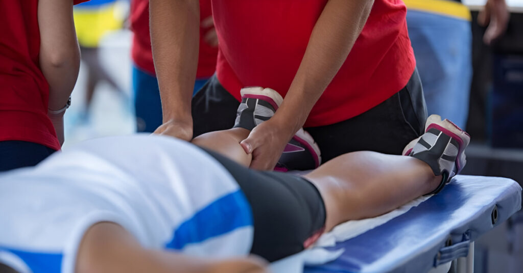 Urgencia medica con paciente recostado