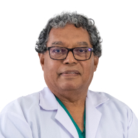 Dr Fernando Lobaton - Médico Ginecólogo de la Clínica San Pedro